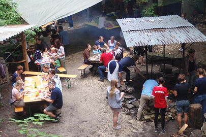 Grillfest auf dem Robinson Spielplatz